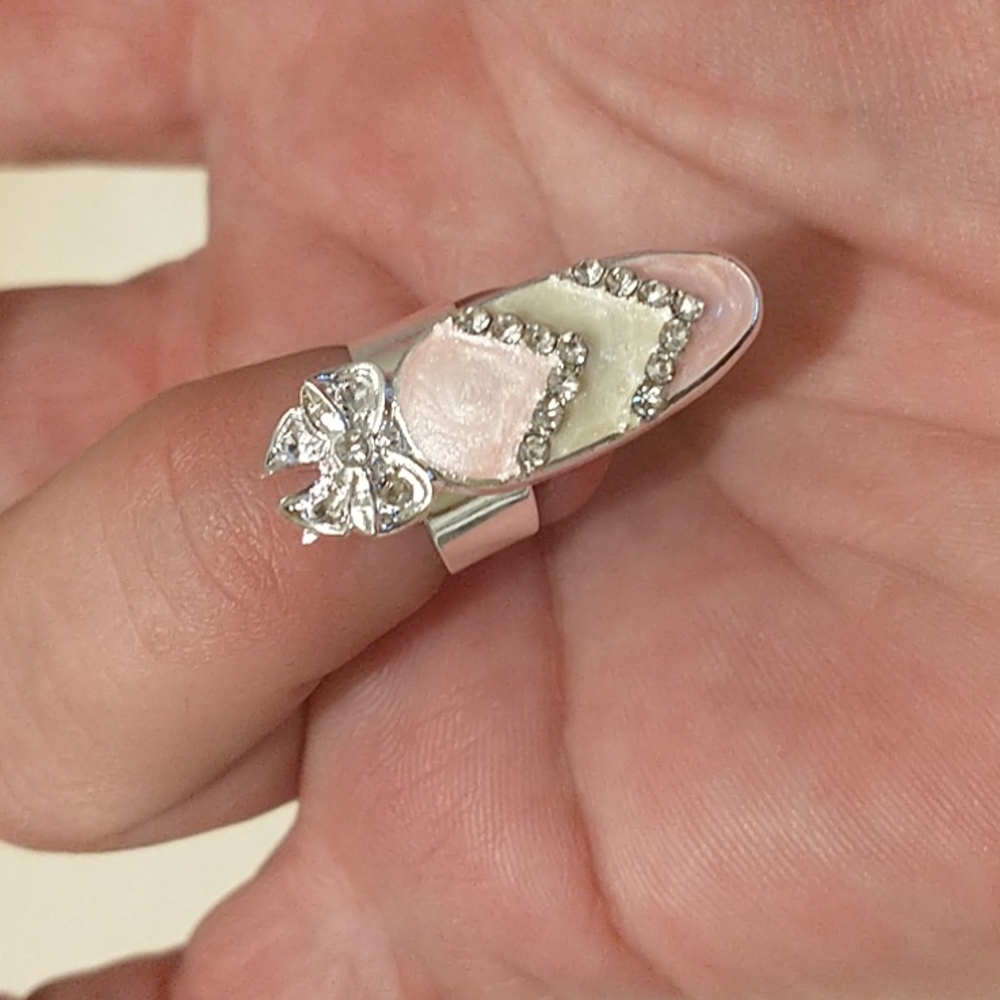 Nail Ring Pink/White Enamel Bow theme!